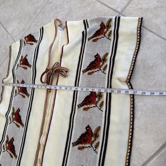 Vtg 70s Knit Red Bird Poncho Nuthatch Cream Fringe Cape Southwestern Boho OS - Picture 5 of 7